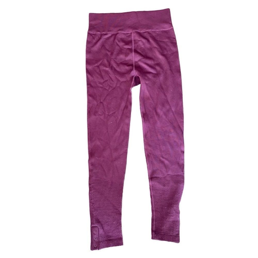 MTA Sport Leggings Ribbed Ankle Snap Burgundy Medium